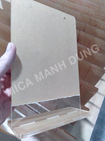 tent card mica giá rẻ